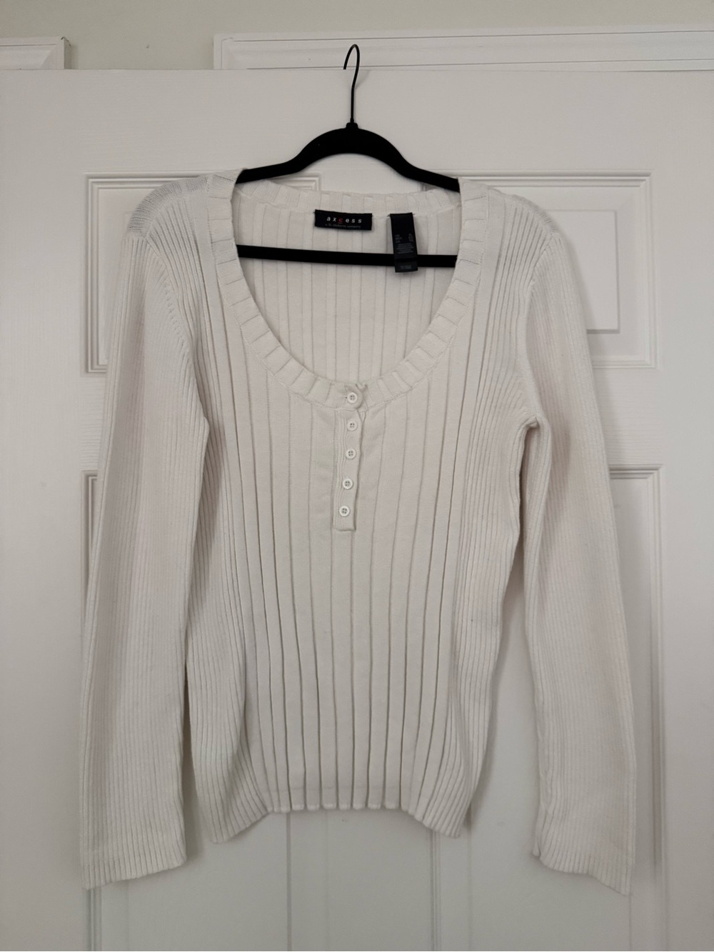 Axcess Cream Ribbed V-Neck Henley Sweater